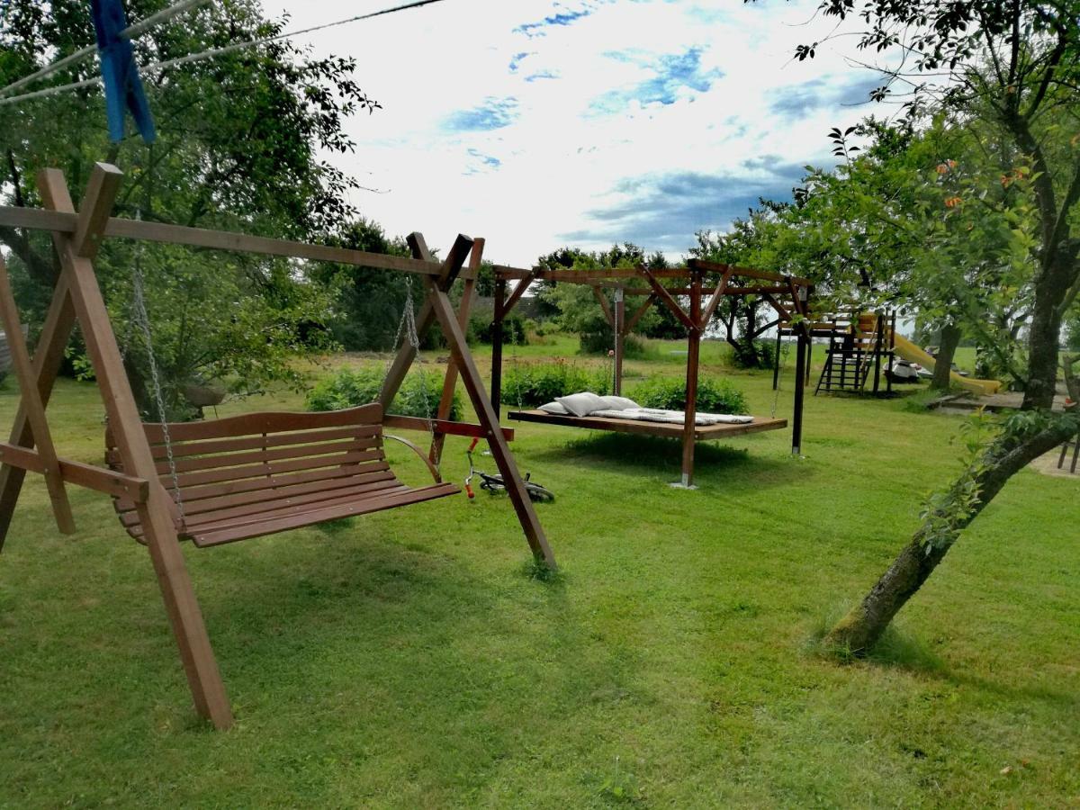 Agroturystyka U Karoliny Sarbinowo Exterior foto