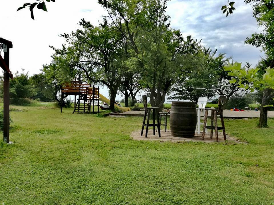 Agroturystyka U Karoliny Sarbinowo Exterior foto